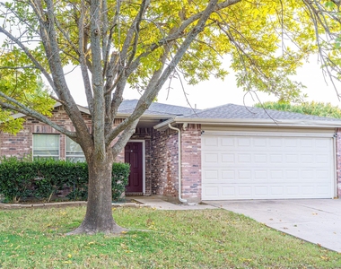4403 Cedar Crest Drive - Photo Thumbnail 1