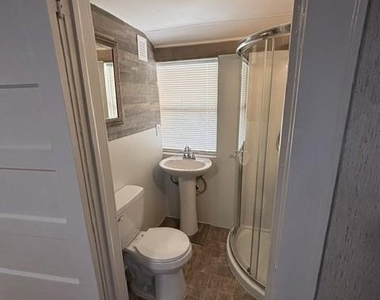 5122 Wilkinson Boulevard - Photo Thumbnail 7