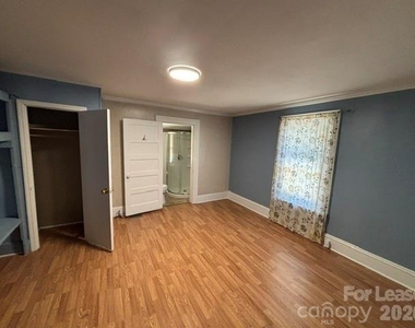 5122 Wilkinson Boulevard - Photo Thumbnail 6
