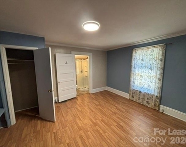 5122 Wilkinson Boulevard - Photo Thumbnail 8