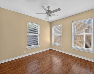 5925 Victor Street - Photo Thumbnail 15