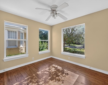 5925 Victor Street - Photo Thumbnail 10