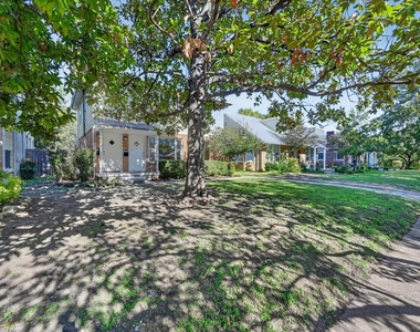 5925 Victor Street - Photo Thumbnail 2