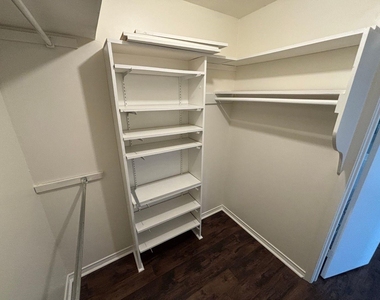 1814 Bardfield Avenue - Photo Thumbnail 17
