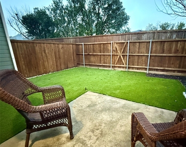 7957 Hannah Street - Photo Thumbnail 10