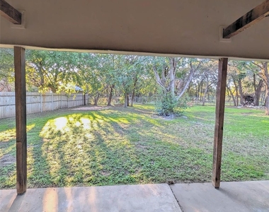 407 Heritage Trail - Photo Thumbnail 21