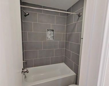 407 Heritage Trail - Photo Thumbnail 3