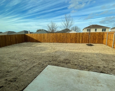 10348 Rosegreen Lane - Photo Thumbnail 16
