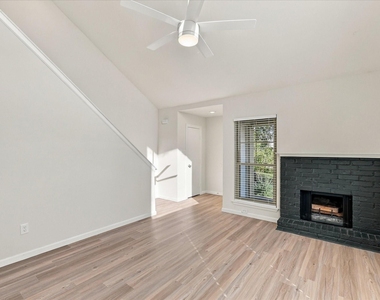 3701 W 6th Street - Photo Thumbnail 2