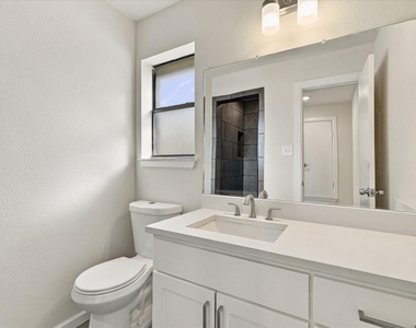 3701 W 6th Street - Photo Thumbnail 16