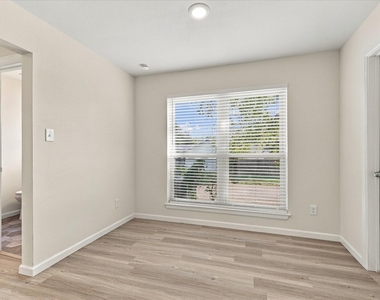 3701 W 6th Street - Photo Thumbnail 13