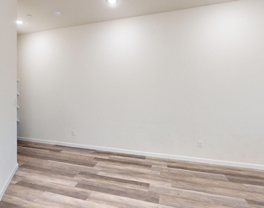 16154 Doe Lake Drive - Photo Thumbnail 7