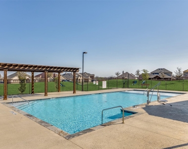 11800 Kurth Drive - Photo Thumbnail 23