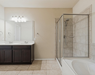 11800 Kurth Drive - Photo Thumbnail 12