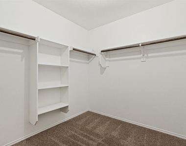 11800 Kurth Drive - Photo Thumbnail 13