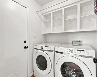 924 Thoreau Lane - Photo Thumbnail 14