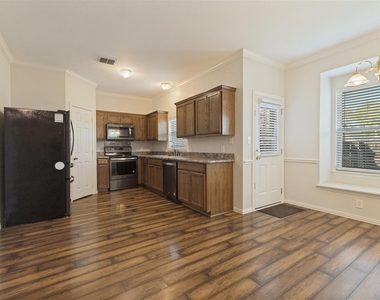 226 Wyndham Meadows Way - Photo Thumbnail 6