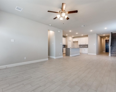 730 Rain Barrel Place - Photo Thumbnail 4