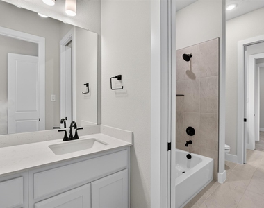 4484 Burge Avenue - Photo Thumbnail 22