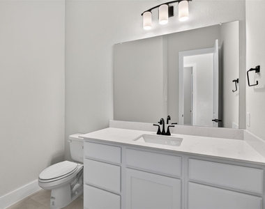 4484 Burge Avenue - Photo Thumbnail 14