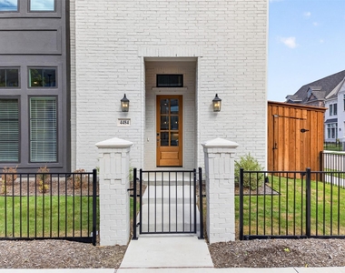 4484 Burge Avenue - Photo Thumbnail 2