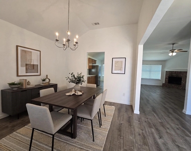 108 Cherokee Drive - Photo Thumbnail 7