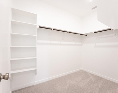 1801 Alpine Larch Lane - Photo Thumbnail 8