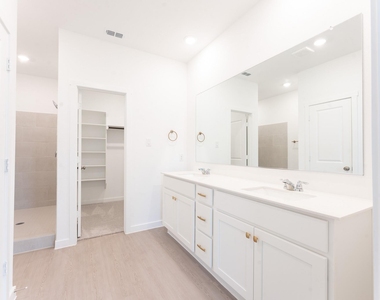 1801 Alpine Larch Lane - Photo Thumbnail 7