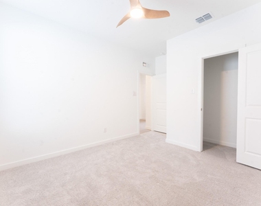 1801 Alpine Larch Lane - Photo Thumbnail 9