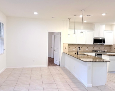 10020 Kemah Place - Photo Thumbnail 13
