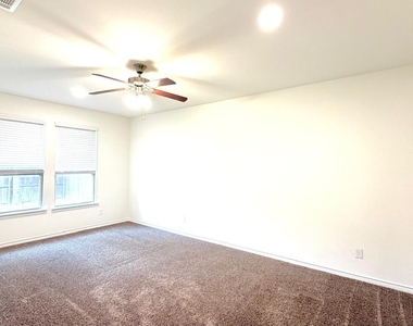 10020 Kemah Place - Photo Thumbnail 14