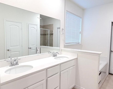 10020 Kemah Place - Photo Thumbnail 19