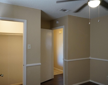 122 S Pipeline Road W - Photo Thumbnail 6