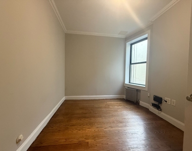 326 East 100th Street - Photo Thumbnail 8