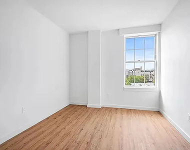 991 St Johns Pl Crown Heights - Photo Thumbnail 1