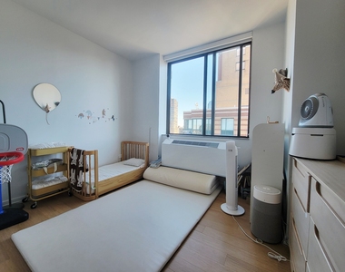 75 West End Avenue - Photo Thumbnail 9
