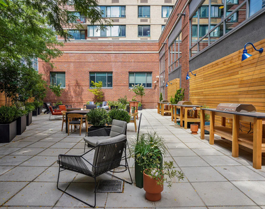 75 West End Avenue - Photo Thumbnail 16