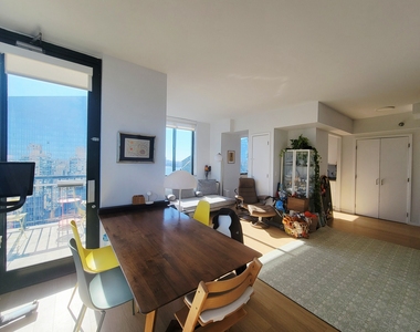 75 West End Avenue - Photo Thumbnail 2