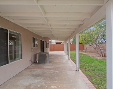 39757 Via Castana - Photo Thumbnail 46