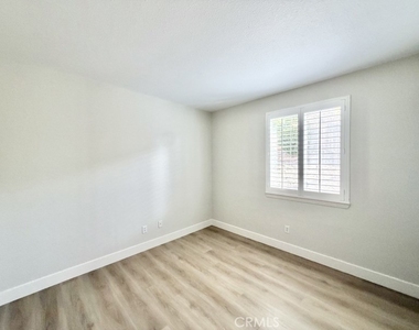 46383 Vianne Court - Photo Thumbnail 15