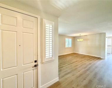 46383 Vianne Court - Photo Thumbnail 4