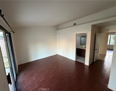 29664 Squaw Valley - Photo Thumbnail 9
