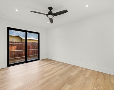 16243 Chatsworth Street - Photo Thumbnail 15