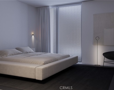 838 N Kings Road - Photo Thumbnail 3