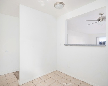 18350 Hatteras Street - Photo Thumbnail 9