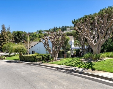511 S Weymouth Court - Photo Thumbnail 38