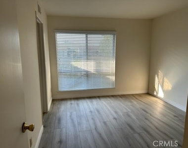 13436 Destino Place - Photo Thumbnail 9