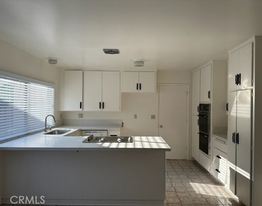 13436 Destino Place - Photo Thumbnail 1