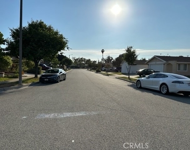13436 Destino Place - Photo Thumbnail 11