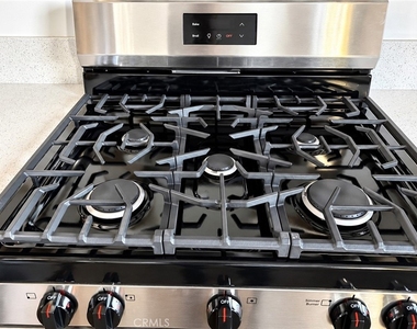 136 N Marshall Court - Photo Thumbnail 10